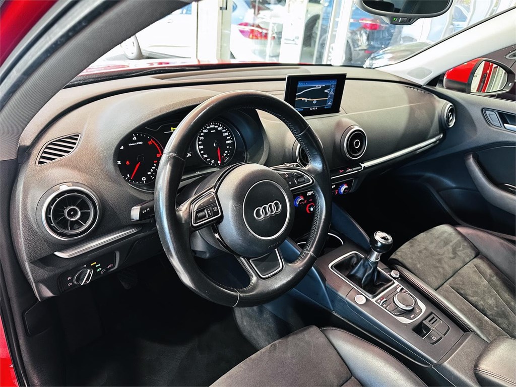 Foto 24 AUDI A3 SLINE