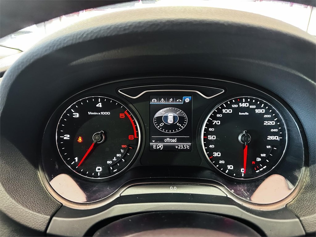 Foto 28 AUDI A3 SLINE