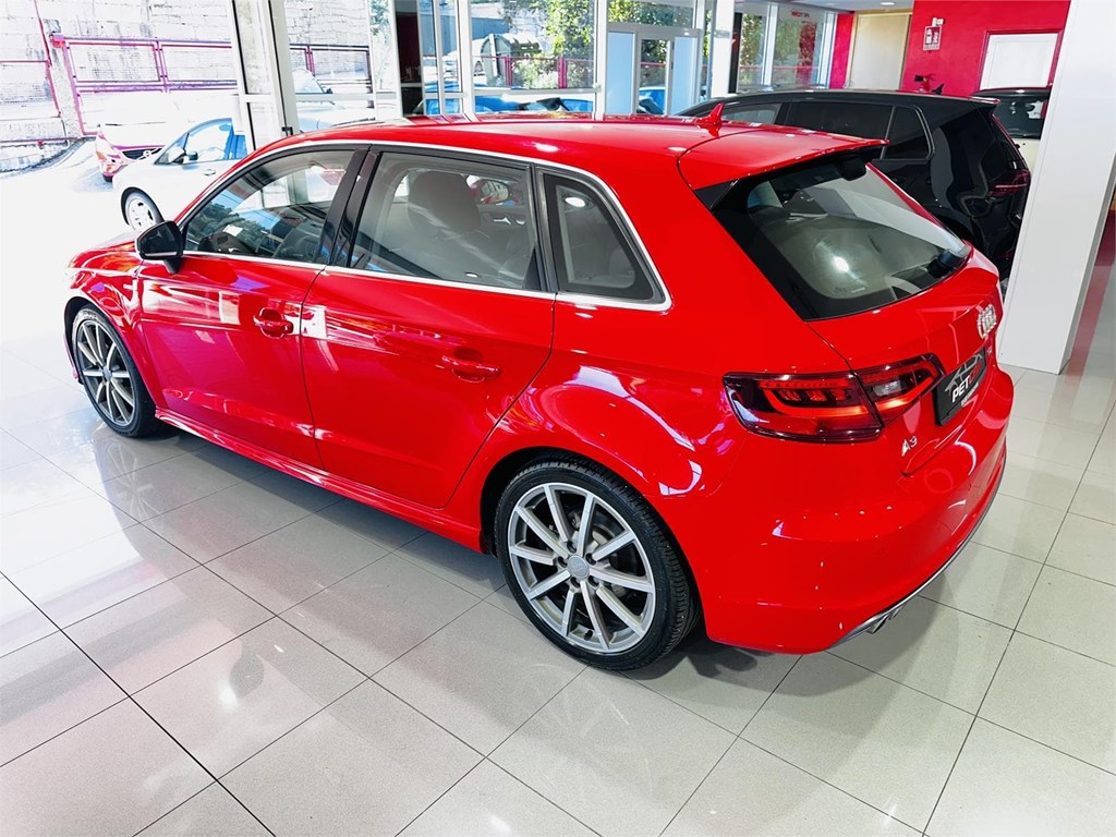 Foto 5 AUDI A3 SLINE