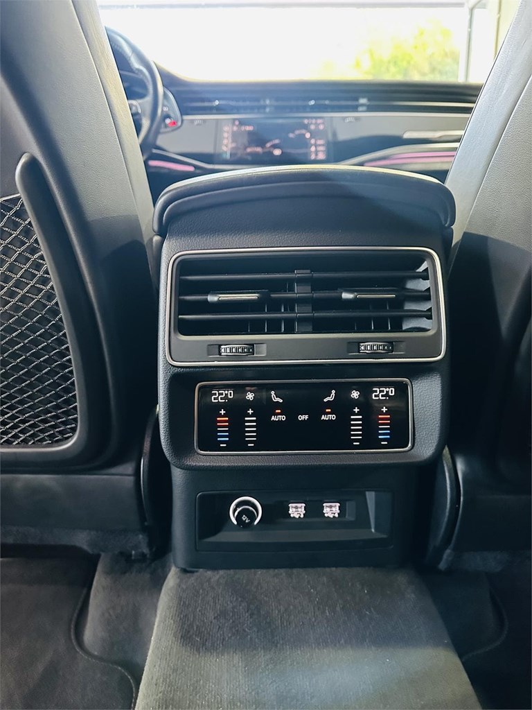 Foto 23 AUDI Q8 5O TDI QUATTRO SLINE