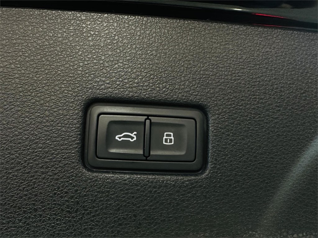 Foto 24 AUDI Q8 5O TDI QUATTRO SLINE