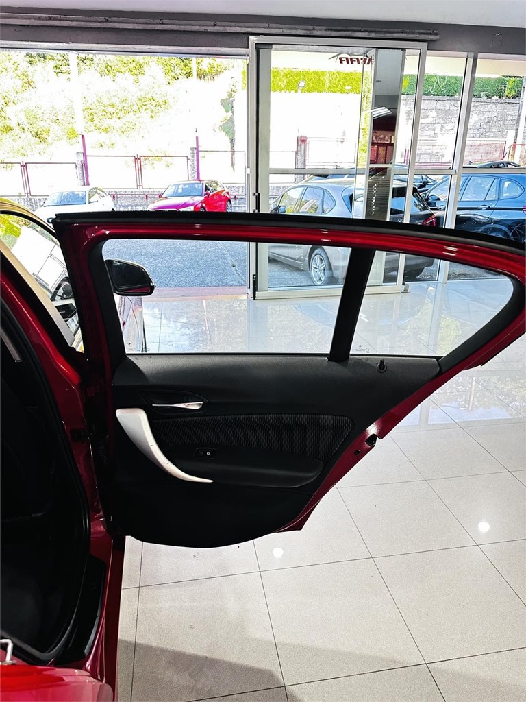 Foto 16 BMW 116i