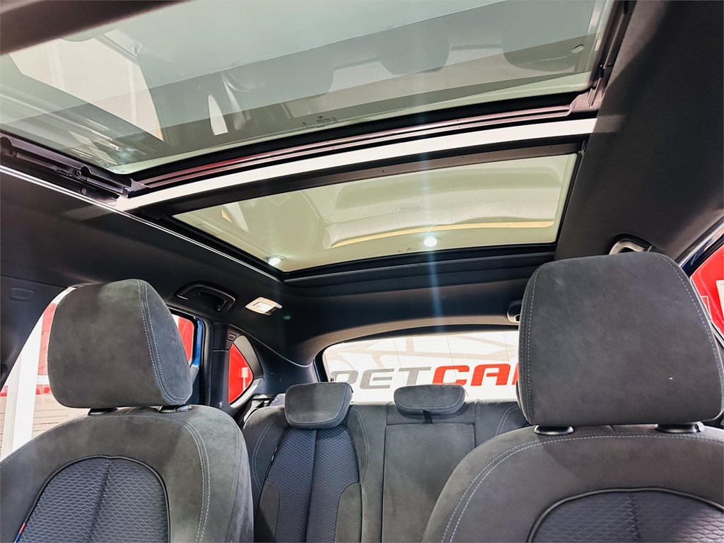 Foto 16 BMW 216i ACTIVE TOURER M SPORT