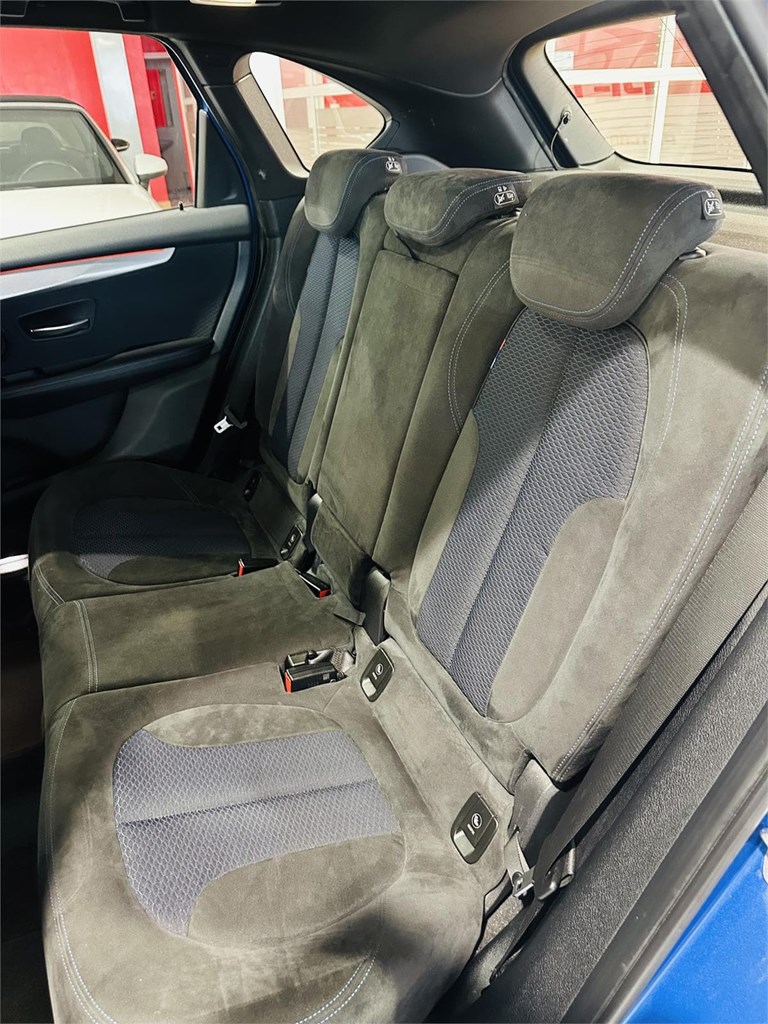 Foto 25 BMW 216i ACTIVE TOURER M SPORT