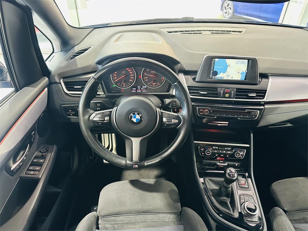 Foto 30 BMW 216i ACTIVE TOURER M SPORT