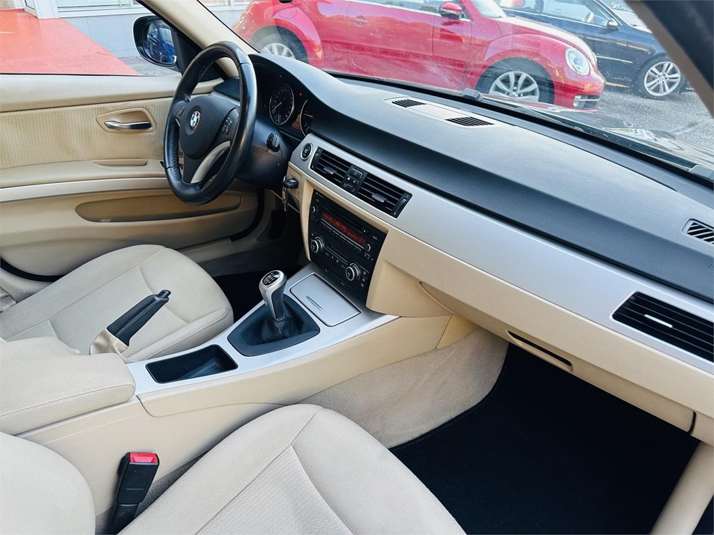 Foto 11 BMW 320D