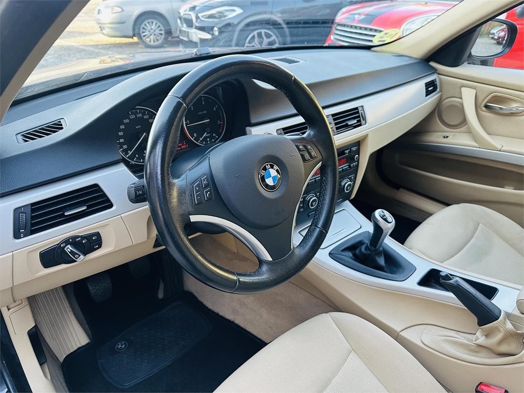 Foto 12 BMW 320D