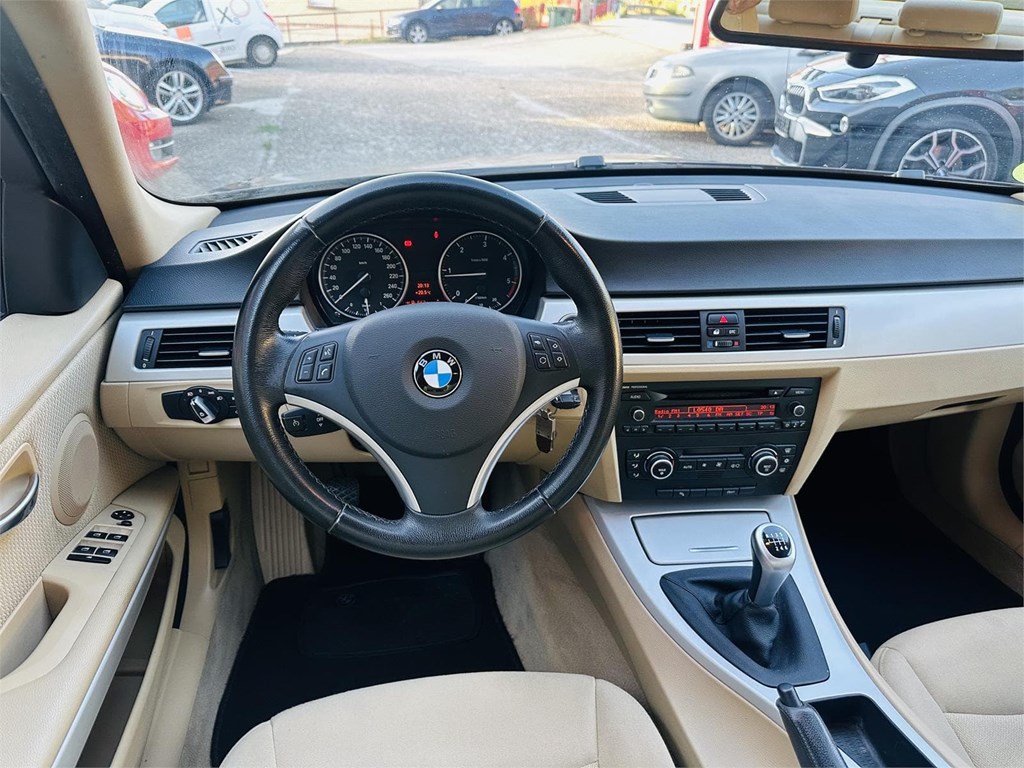 Foto 15 BMW 320D