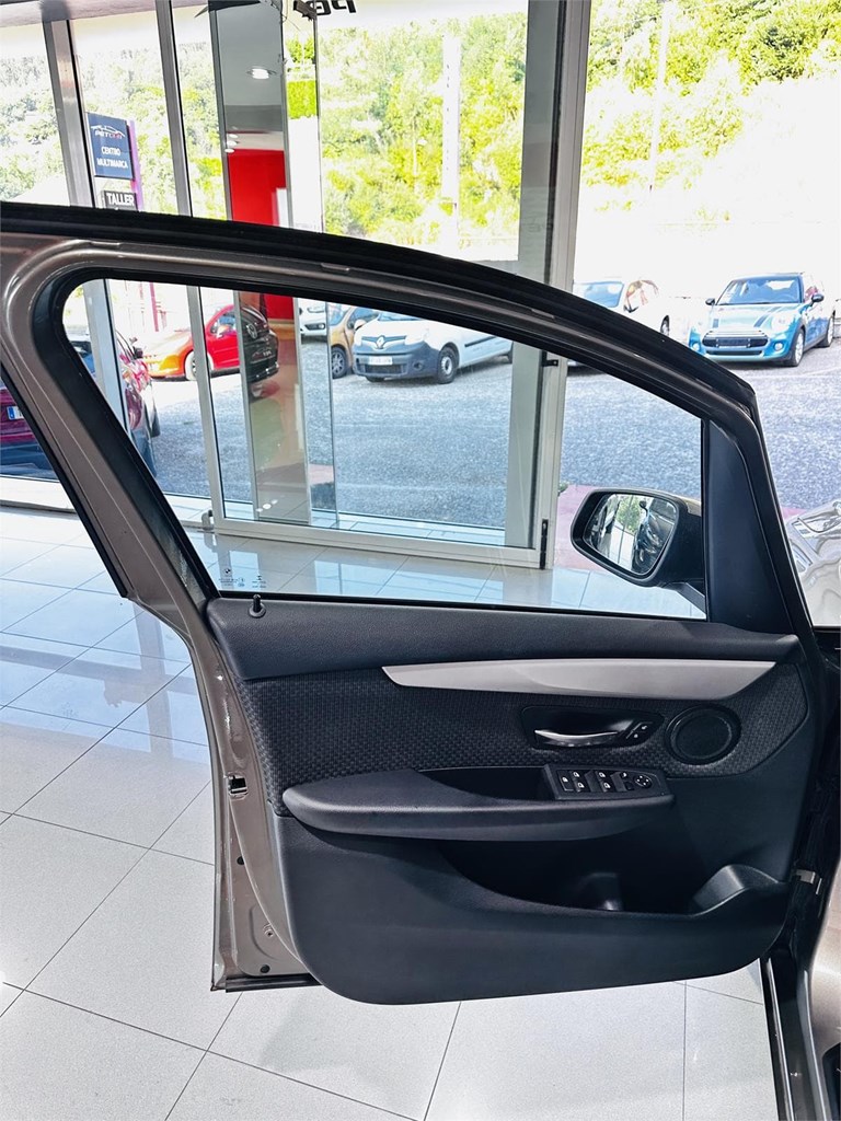 Foto 10 BMW SERIE 2 ACTIVE TOURER 218i