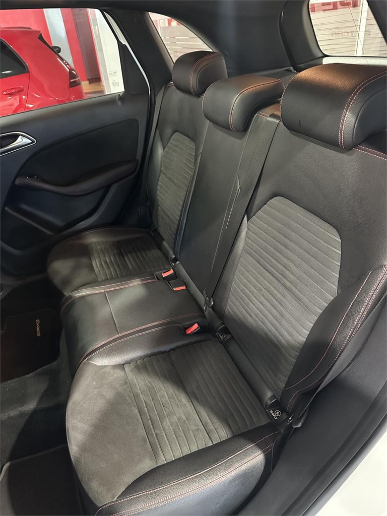 Foto 21 MERCEDES B200 CDI AMG LINE