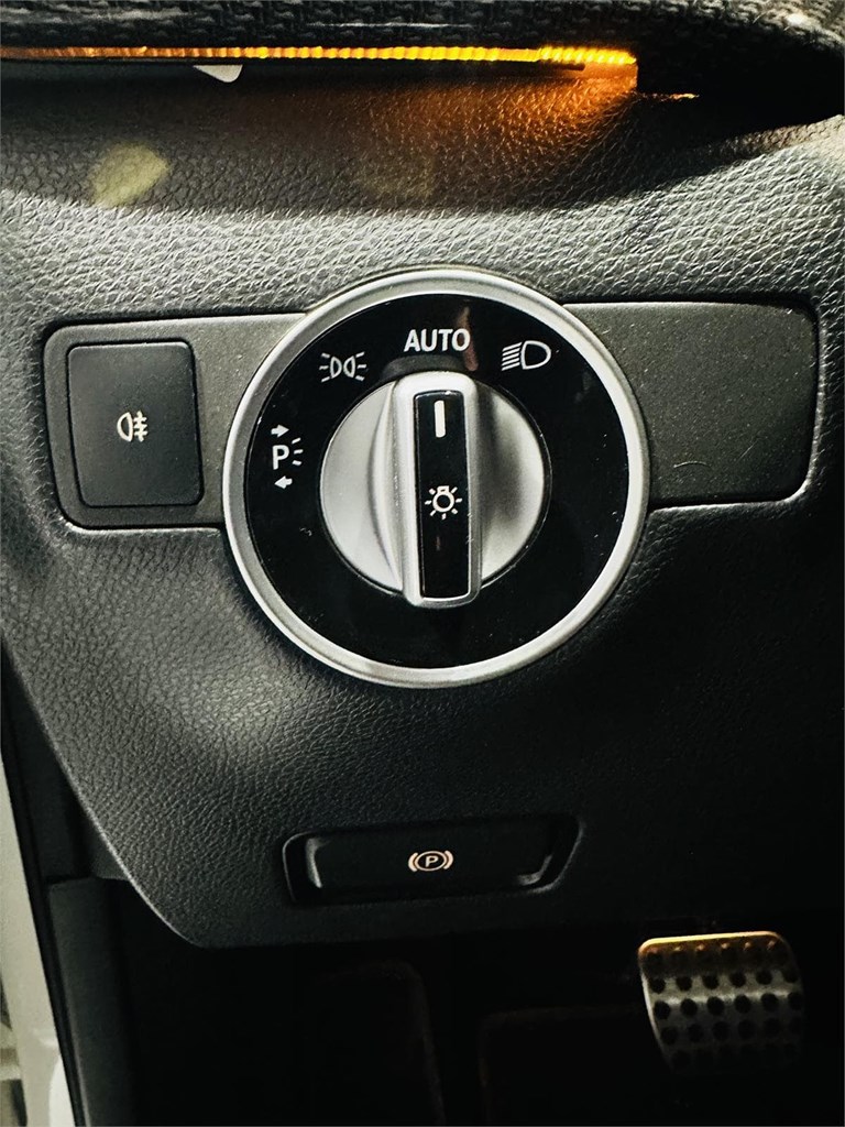 Foto 26 MERCEDES B200 CDI AMG LINE