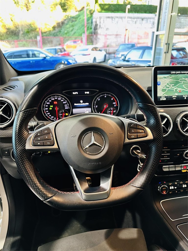 Foto 27 MERCEDES B200 CDI AMG LINE