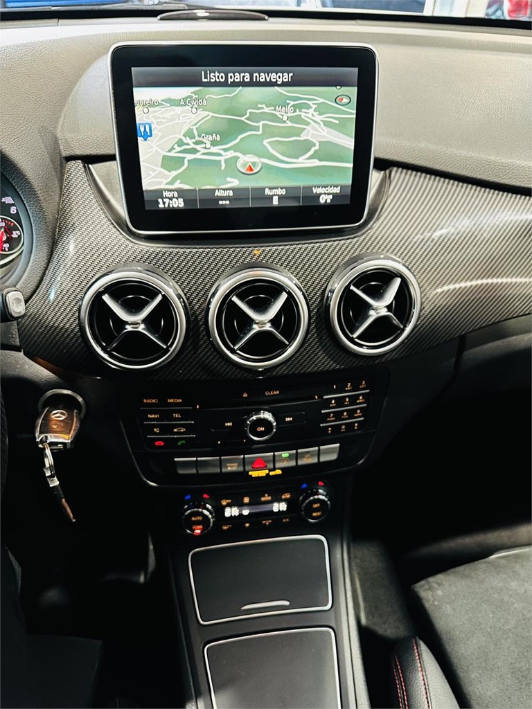 Foto 31 MERCEDES B200 CDI AMG LINE