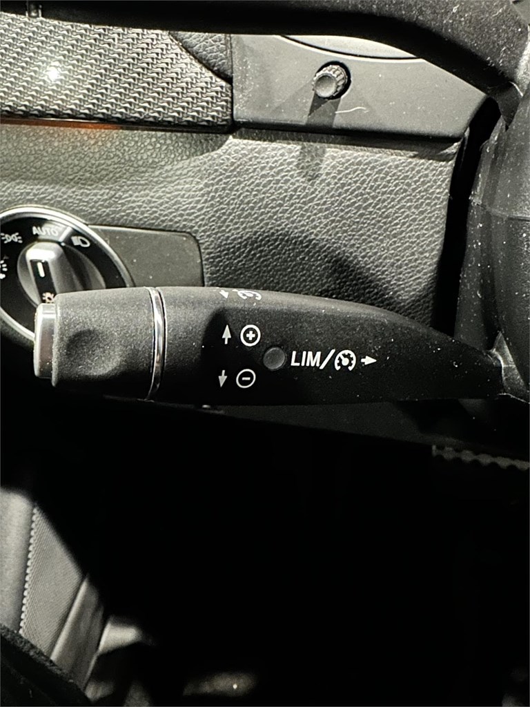 Foto 33 MERCEDES B200 CDI AMG LINE