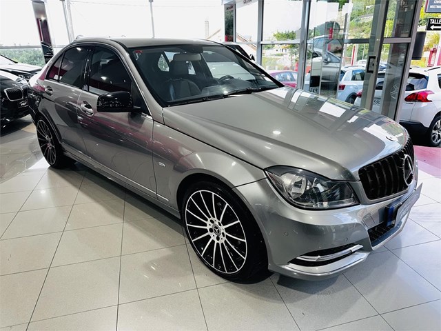 MERCEDES C22O CDI