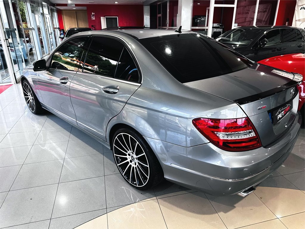 Foto 5 MERCEDES C22O CDI