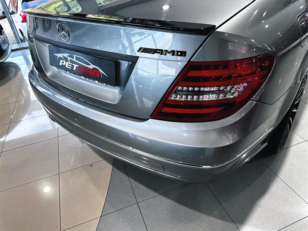 Foto 7 MERCEDES C22O CDI