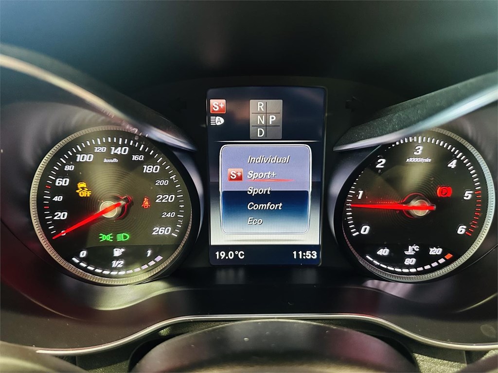 Foto 49 MERCEDES GLC COUPE 250D AMG LINE 4 MATIC