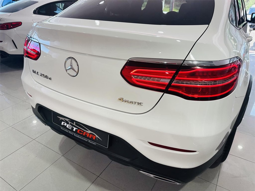Foto 8 MERCEDES GLC COUPE 250D AMG LINE 4 MATIC