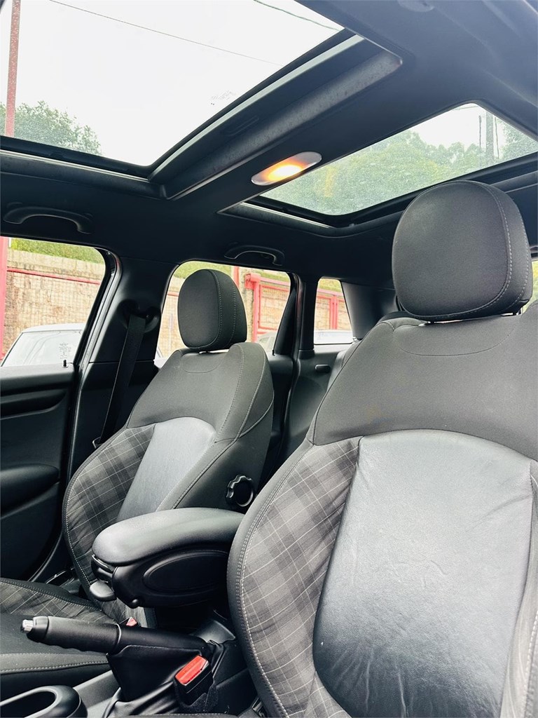 Foto 8 MINI COOPER 5 PUERTAS