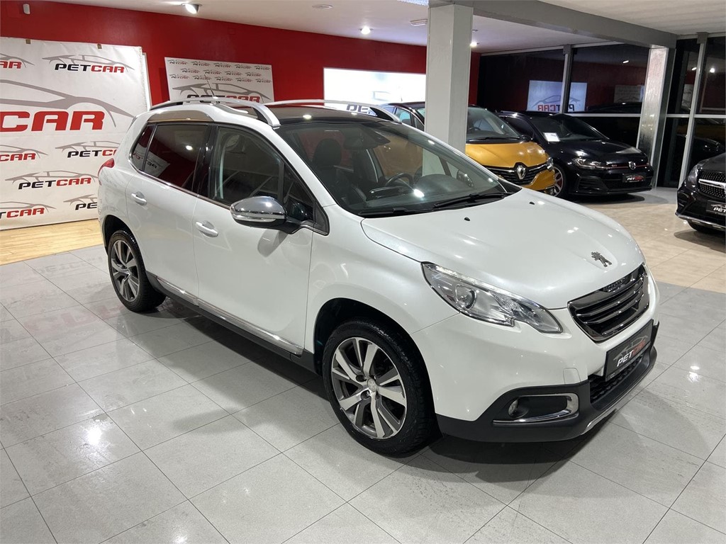 Foto 1 PEUGEOT 2008