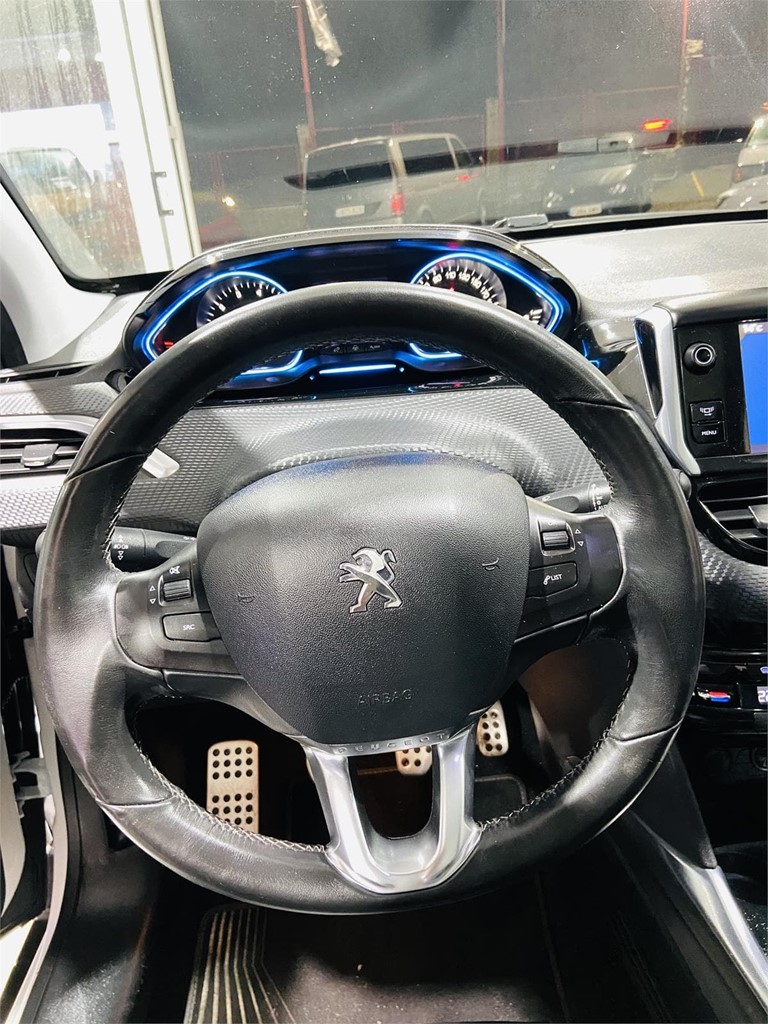 Foto 23 PEUGEOT 2008