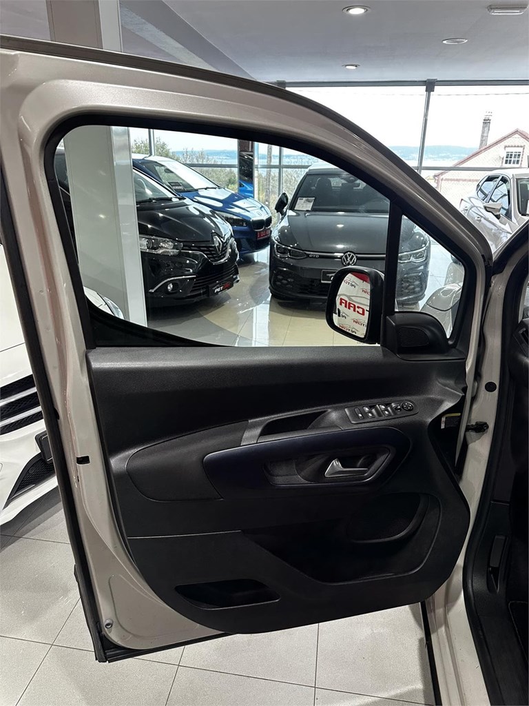 Foto 11 PEUGEOT RIFTER