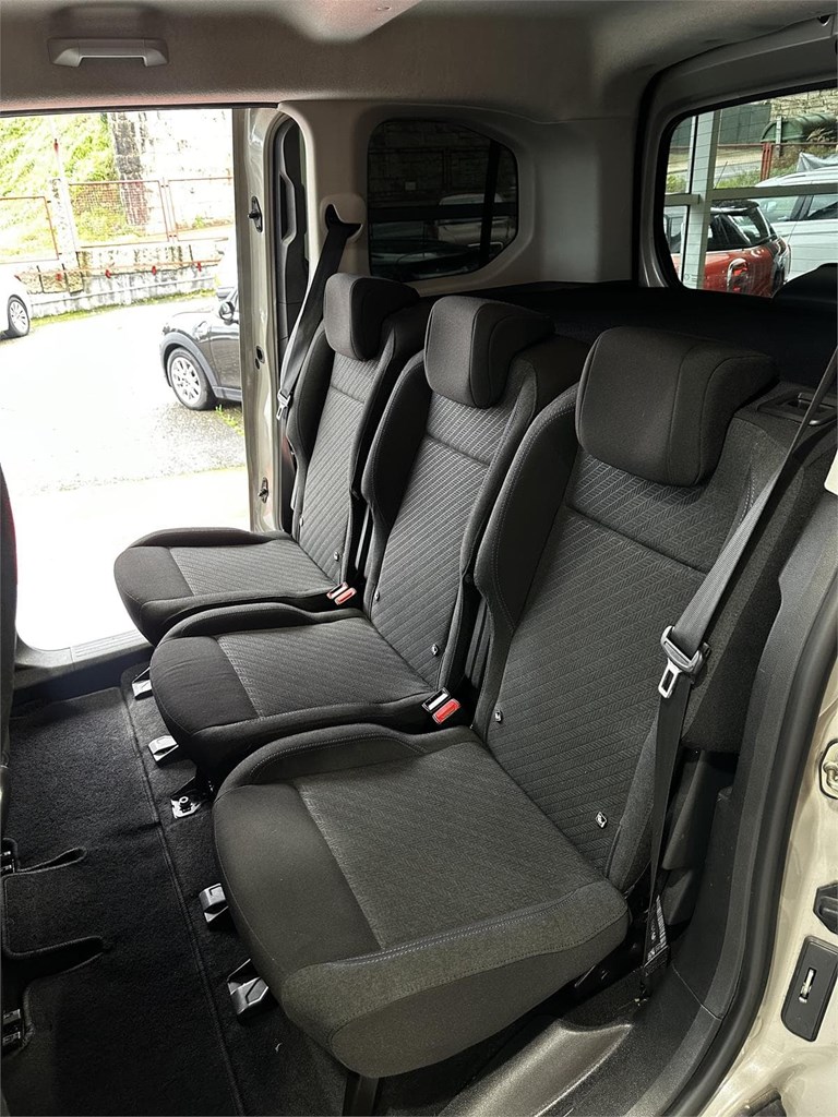 Foto 16 PEUGEOT RIFTER