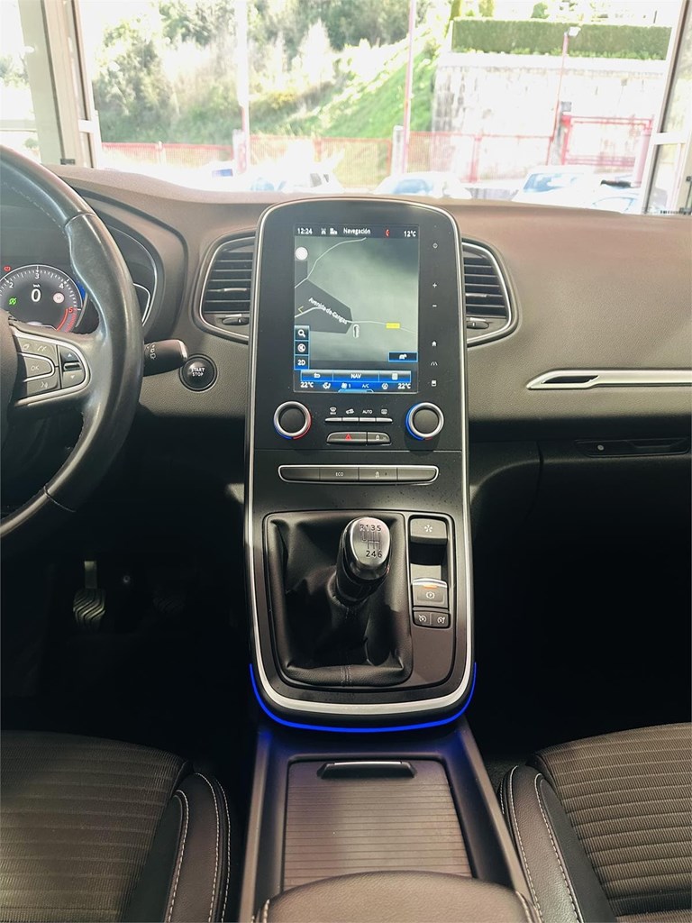 Foto 28 RENAULT GRAN SCENIC 7 PLAZAS