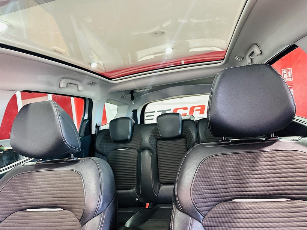 Foto 44 RENAULT GRAN SCENIC 7 PLAZAS