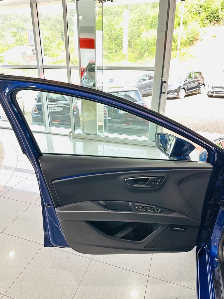 Foto 15 SEAT LEON FR 