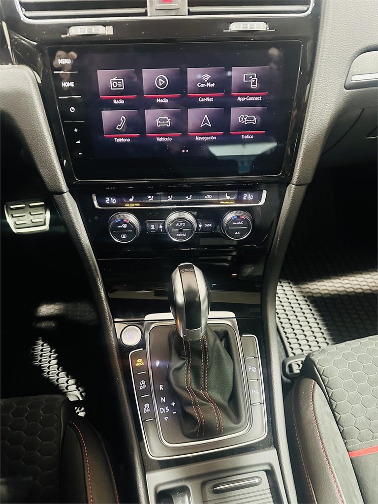 Foto 28 VOLKSWAGEN GOLF 7.5 GTI PERFORMANCE