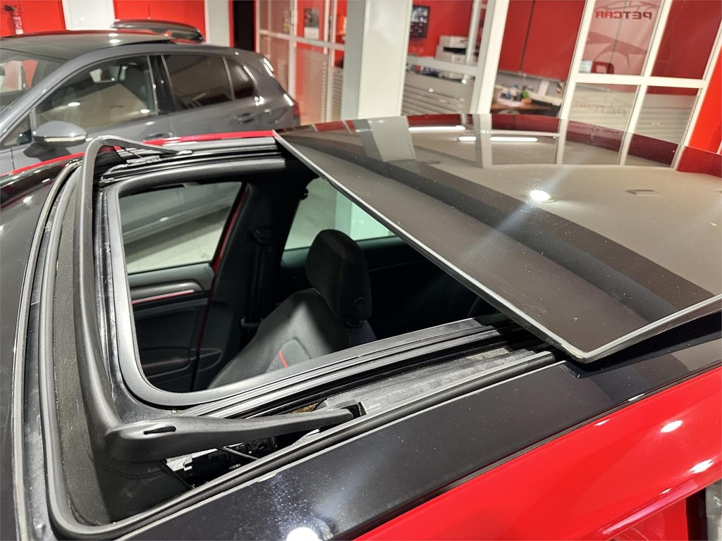 Foto 38 VOLKSWAGEN GOLF 7.5 GTI PERFORMANCE