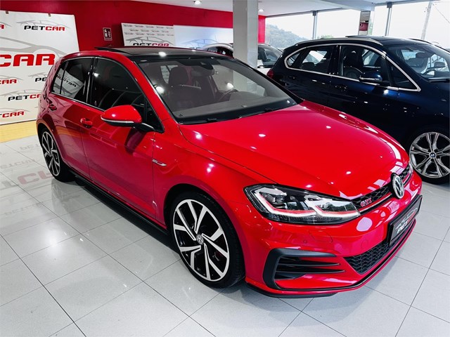 VOLKSWAGEN GOLF 7.5 GTI PERFORMANCE