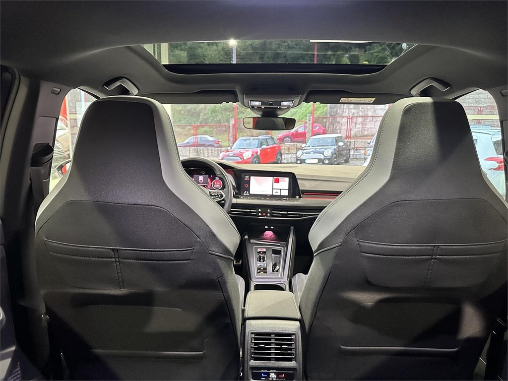 Foto 26 VOLKSWAGEN GOLF 8 GTD