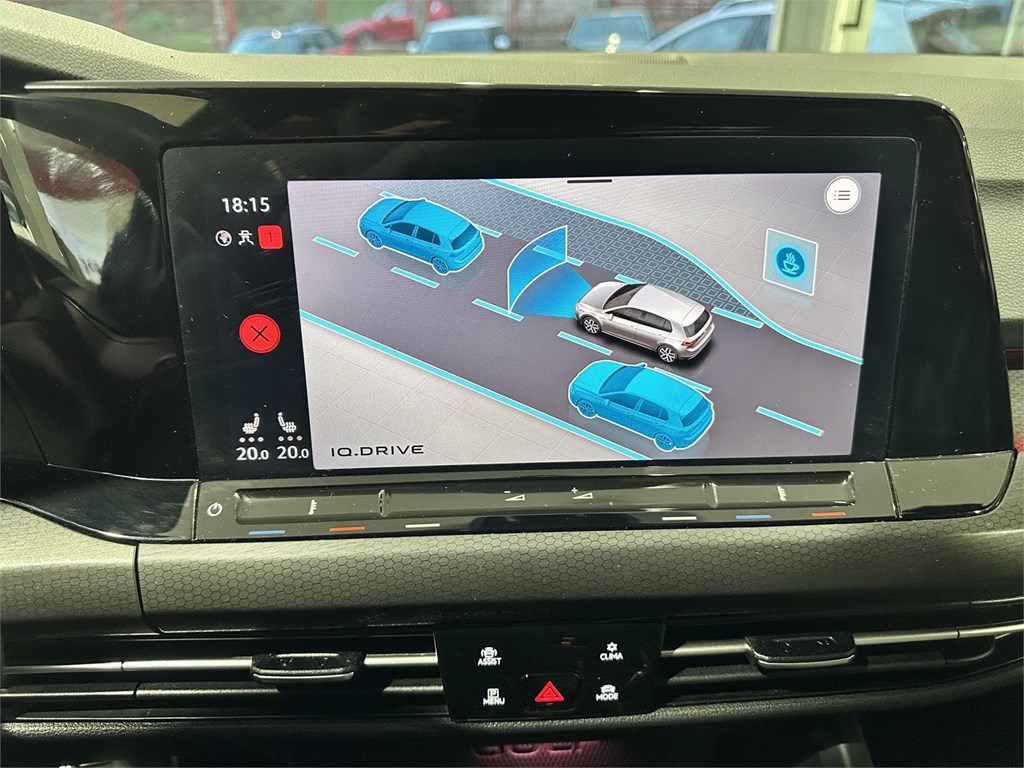 Foto 48 VOLKSWAGEN GOLF 8 GTD