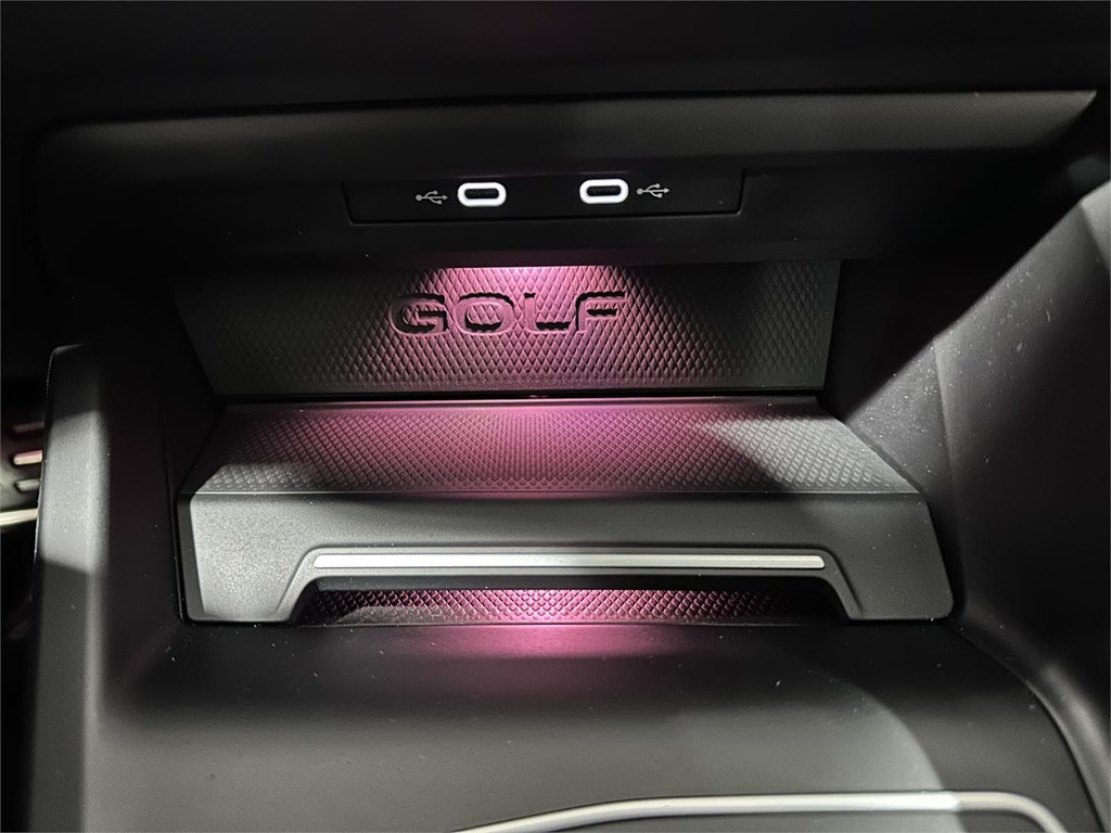 Foto 50 VOLKSWAGEN GOLF 8 GTD