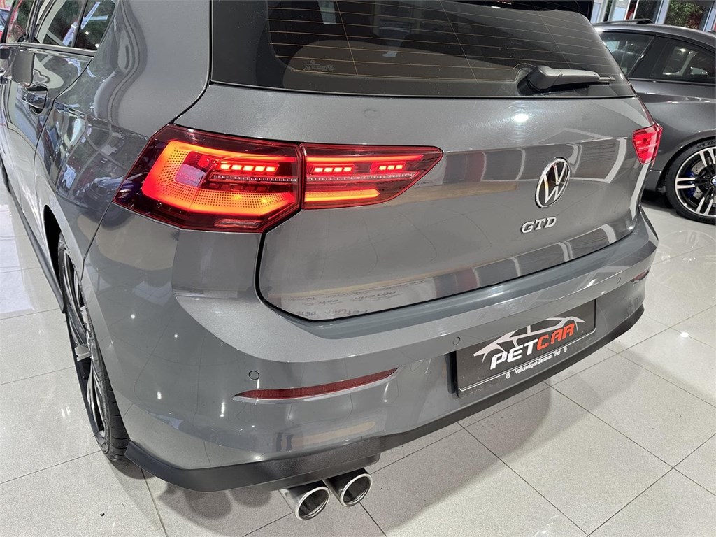 Foto 9 VOLKSWAGEN GOLF 8 GTD