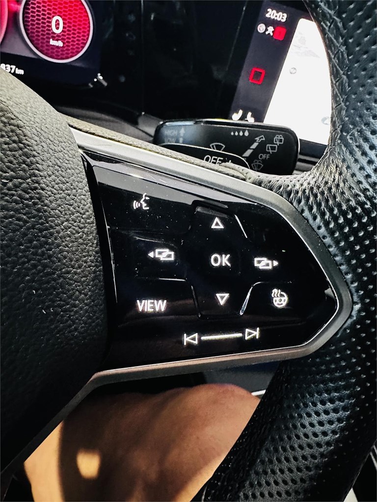 Foto 45 VOLKSWAGEN GOLF 8 GTI